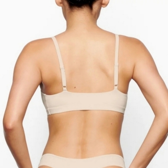 Skims Fits Everybody Scoop Neck Bralette Wireless Bra Sand Size 2X NWT - Picture 3 of 6